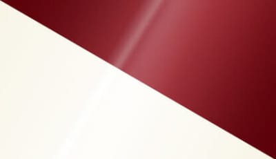 Carnival Red / Crystal White