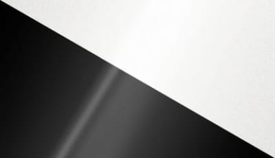 Jet Black / Pure White